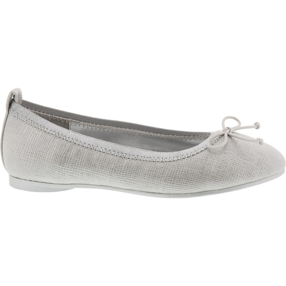 Kenneth Cole Kids Shoes - Kids Size 13 - Picture 5 of 6